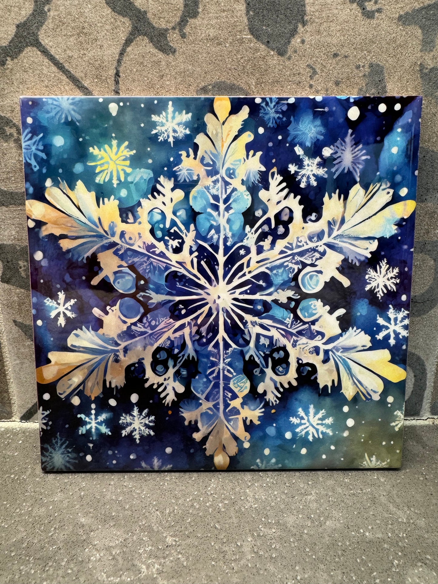 Snowflake Trivet. Christmas Trivet. Hot Plate. 6"x6" Trivet. Christmas Coaster. Christmas Decor. Kitchen Decor.